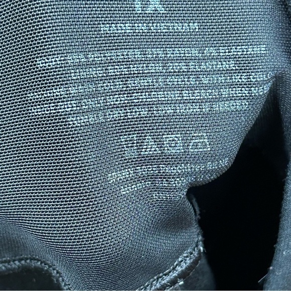 Assets by Spanx leggings - Picture 3 of 4